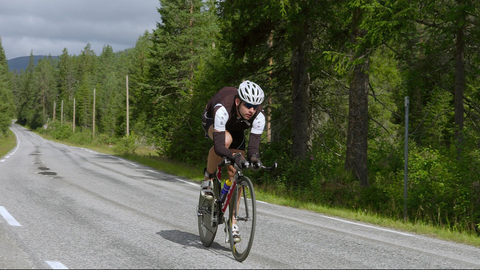 开云权威入口-车队签约新车手，布局未来战斗力，车队合作协议书范本